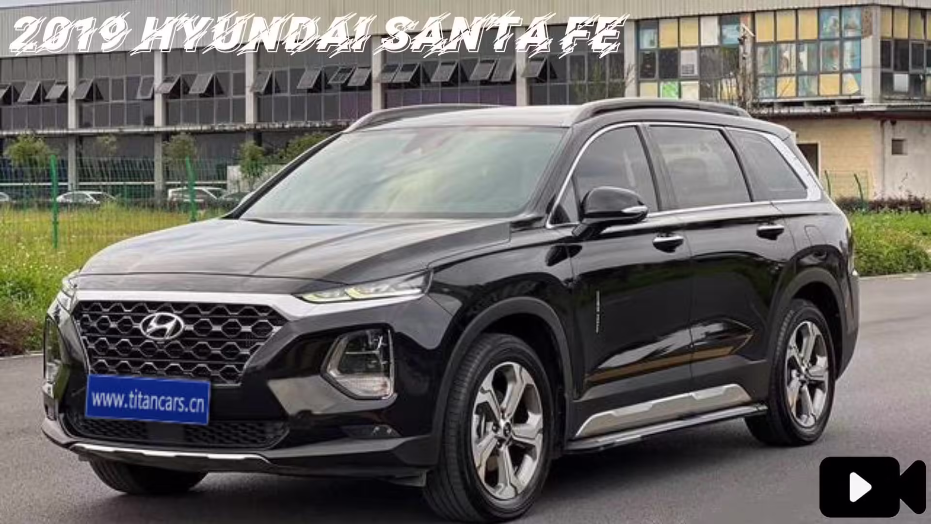Black Used Hyundai 2019 Santa Fe for Sale in Cameroon