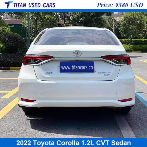 white color of the used 2022 toyota corolla sedan on sale