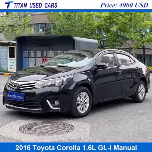 black color of the used 2016 Toyota Corolla price