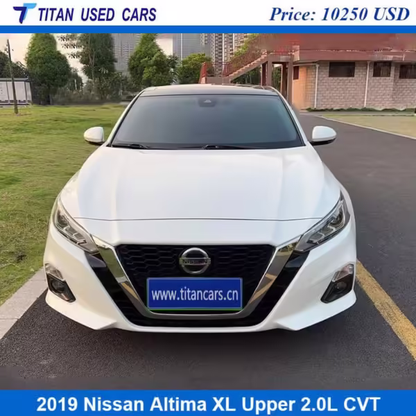 used 2019 Nissan Altima with white color