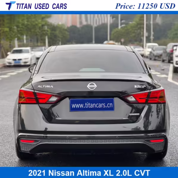 black used Nissan Altima 2021