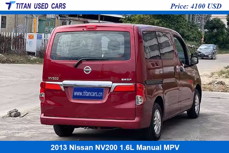 red Used 2013 Nissan NV200 7 Seater