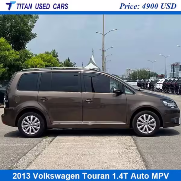 brown used VW Touran 2013 near me