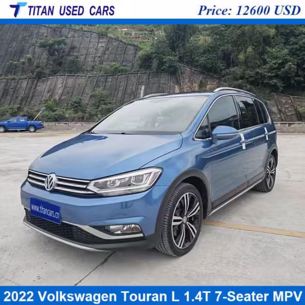 blue Used VW Touran 2022