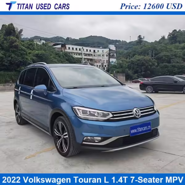blue Used VW Touran 2022 in guinea
