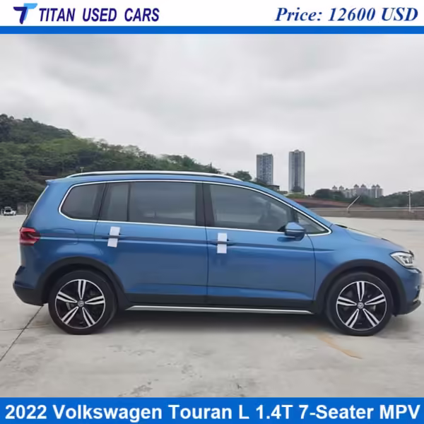 blue Used VW Touran 2022 for sale