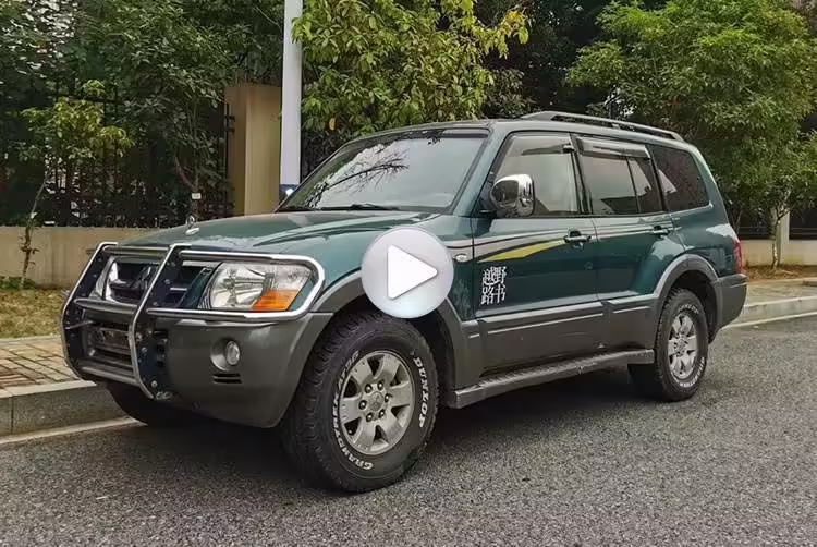 Used 2004 Mitsubishi Pajero for Sale in China